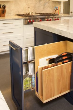 The Customizing Cabinets Experience : JWH Design & Cabinetry